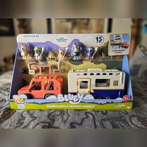 Bluey's Family Camping Cookout Playset NEW